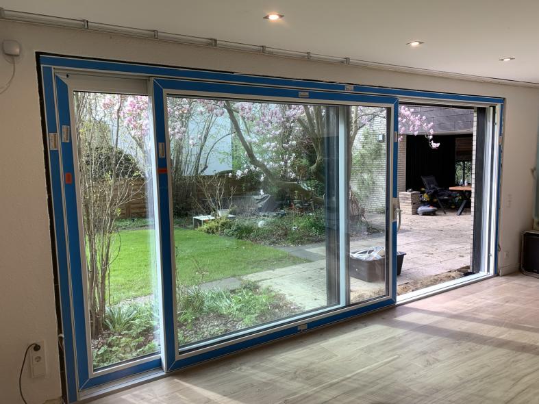 Hebe-Schiebetür Innenansicht